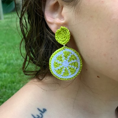 pendientes lima boton